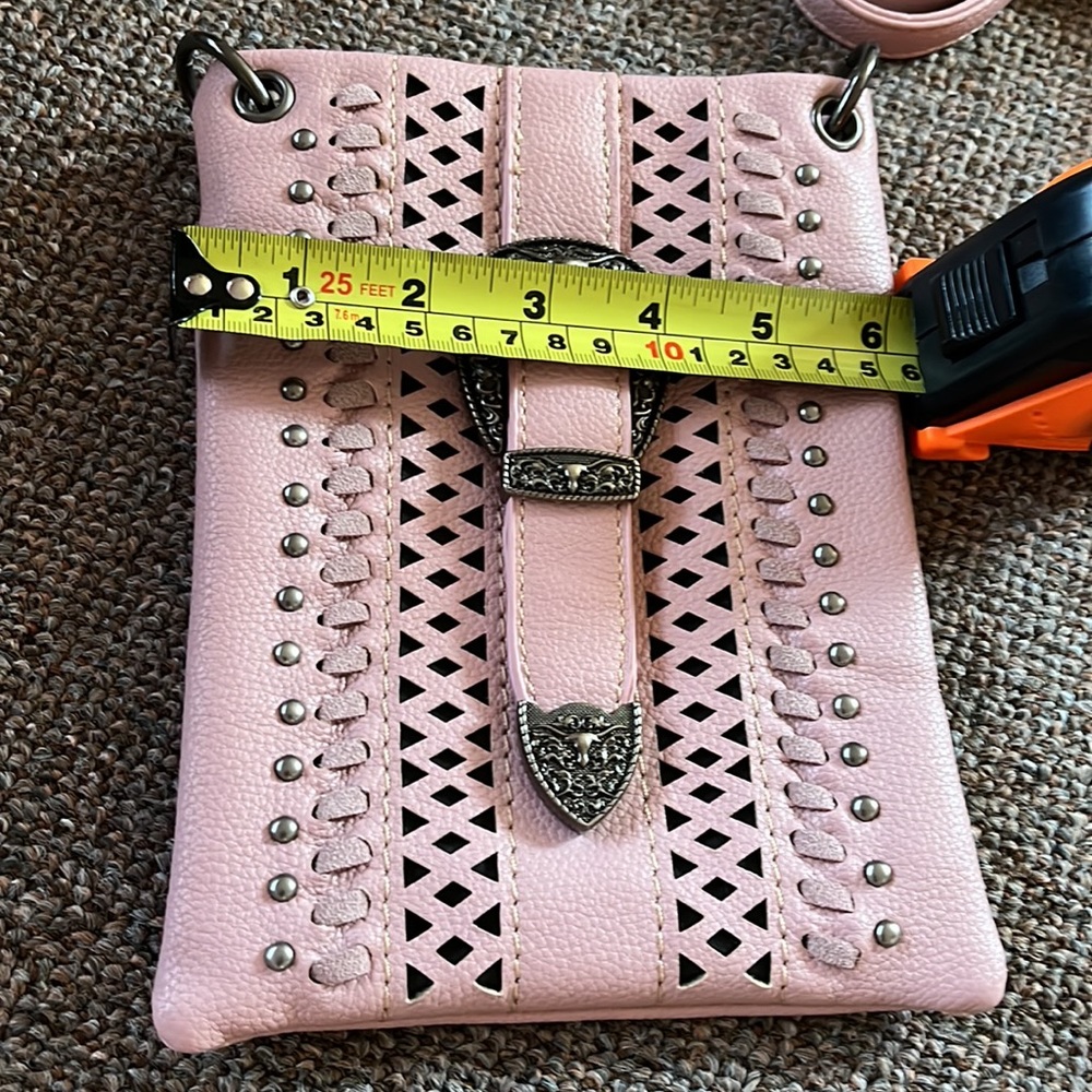 American Bling pink purse with western details and removable strap - Picture 6 of 8